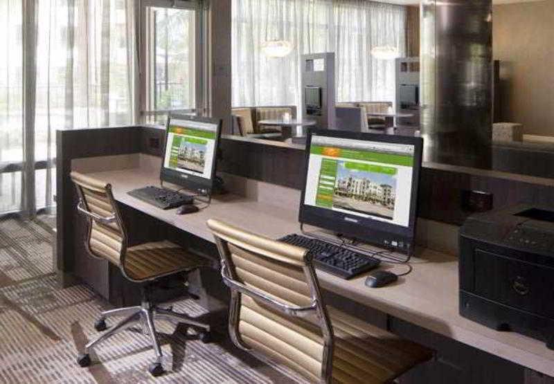 Courtyard By Marriott Palm Beach Jupiter Exterior foto