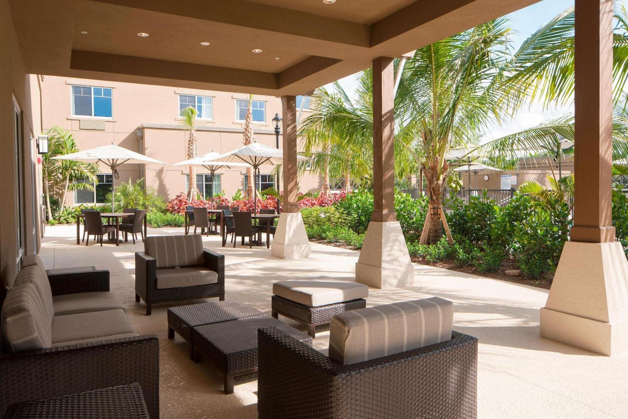 Courtyard By Marriott Palm Beach Jupiter Exterior foto
